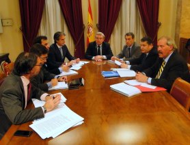 Los representantes de la FEMP presentan las enmiendas al Grupo Popular.